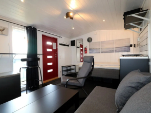 Aurora Cabin