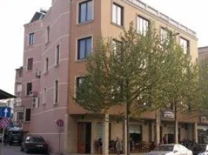 Lotus Hotel