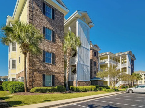 Pool Access & Balcony: Modern Myrtle Beach Condo