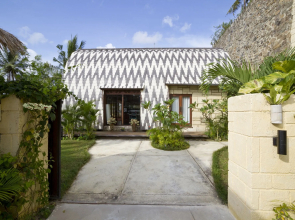 Villa Umbrella
