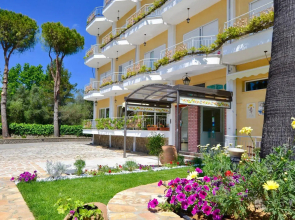 Hotel Paloma Blanca