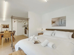 Villa Luce del Sol with Pool - L
