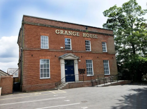 Pretty Properties Grange House Apartment 5