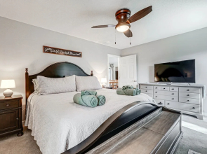 Northeast Wilmington Home ~ 5 Mi to Beach!