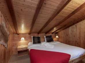 Chalet D'arbi Sauna Chalet Perfect for Families