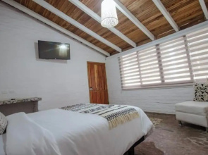 Rústic Quinta La Aurora Hostal