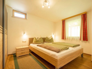 Sunlit Apartment near Ski Area in Weissensee