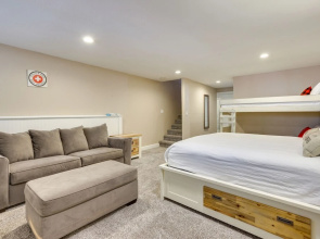 1 Mi to Main St: Breckenridge Retreat w/ Hot Tub!