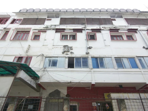 SPOT ON 28638 Hotel Bilas