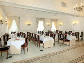 Hotel Palace