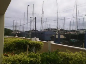 Win's Bay-side Villas