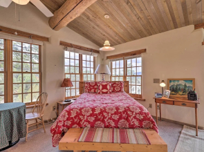 Thumb Butte Views + Near Hiking: Prescott Studio