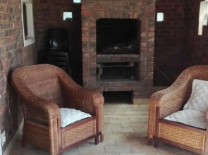Hamba Kancane Maafrica Guesthouse