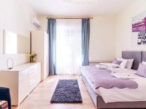 Jevrejska-Central Studio with Free Parking