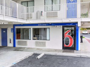Motel 6 Watsonville, CA - Monterey Area
