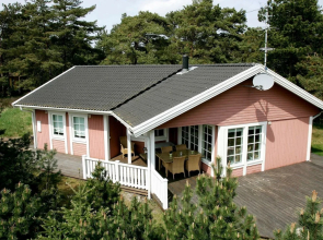 Lovely Cottage in Nexø With Whirlpool