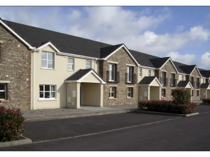 Knightsbrook Courtyard Houses