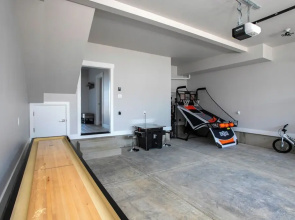 River & Marina View: Hammond Townhome w/ Hot Tub