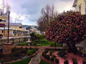The Foxes Inn of Sutter Creek