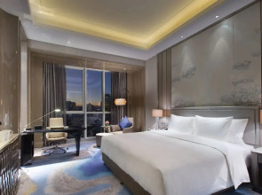 Pullman Yantai Center