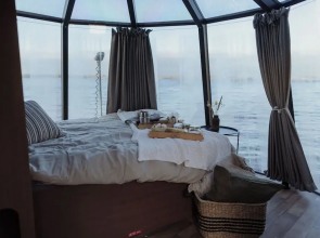 Yggdrasil Igloo Water Huts Skåne