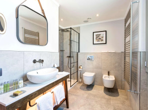 DoubleTree by Hilton Rome Monti