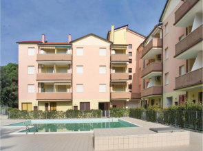 Acquamarina 8