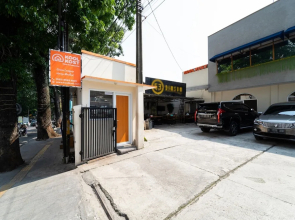 KoolKost near Cihampelas