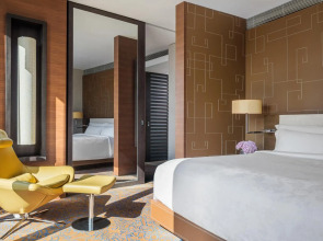 The Langham, Shanghai, Xintiandi