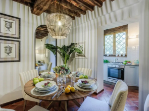Casa Genny in Lucca With 1 Bedrooms and 1 Bathrooms