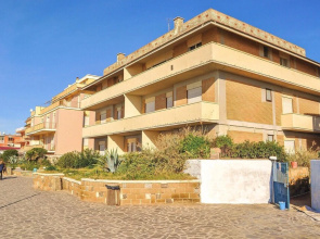 Stunning Apartment in Torvaianica With Internet and 1 Bedrooms