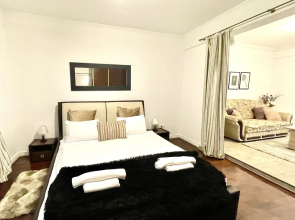 Baroq Central City Apartment