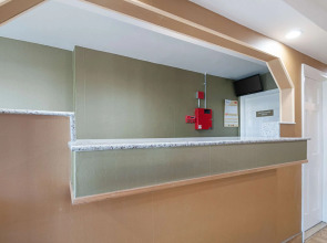 Quality Inn Near Pimlico Racetrack