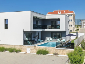 Pool Villa Vistamar II