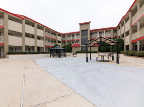 Studio 6 Irving, TX – DFW North