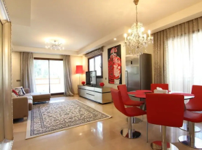 Medina Banus - Exquisite 2BR Apartment by Rafleys Near Puerto Banus, A/, Wifi