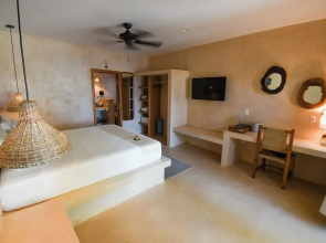 Kalimera Beach Hotel