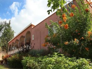 Shaar Hagolan Kibbutz Country Lodging