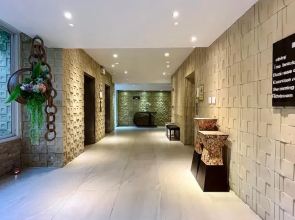 Heritage - Modern Studio Shared Pool, City Centre