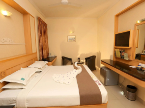 Hotel Aishwaryaa - the business way