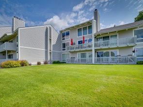Luxury Lakefront Boyne City Townhome w/ Views!
