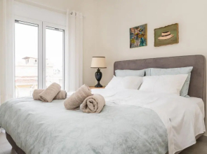 Sissy apartment