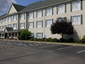 Coshocton Village Inn and Suites