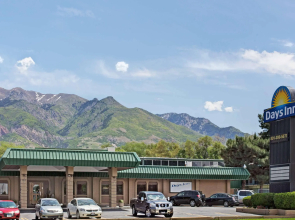 Days Inn by Wyndham Ogden