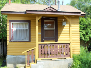 Glen Garry Motel and Cottages
