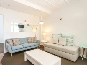 1 Bdr Funky Beach Pad Steps To The Beach W Parking