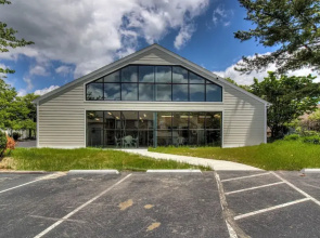 The Summit 1306 / INDOOR AND OUTDOOR POOLS