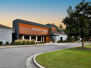 Courtyard by Marriott Memphis East/Park Avenue