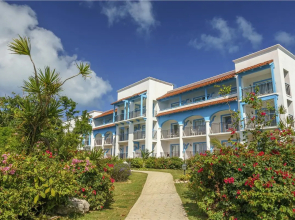 Sanctuary At Grand Memories Santa Maria - All Inc