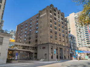 Hampton Inn & Suites by Hilton Toronto Downtown